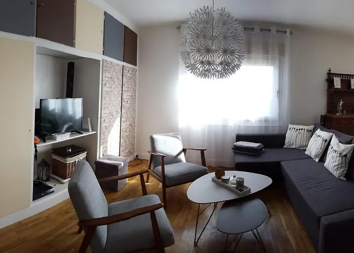 La Maison De Valerie *