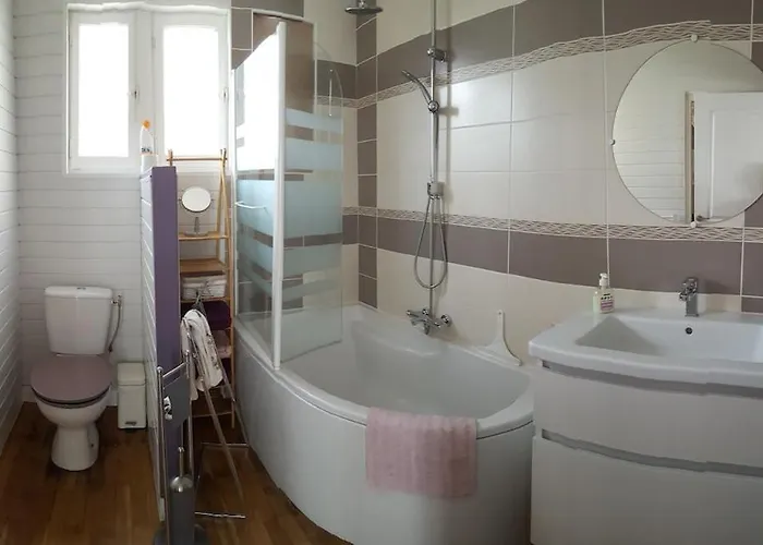 La Maison De Valerie